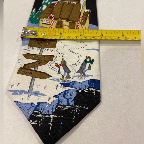 Santa Claus North Pole Tie Reindeer Christmas Necktie - Picture 5 of 8